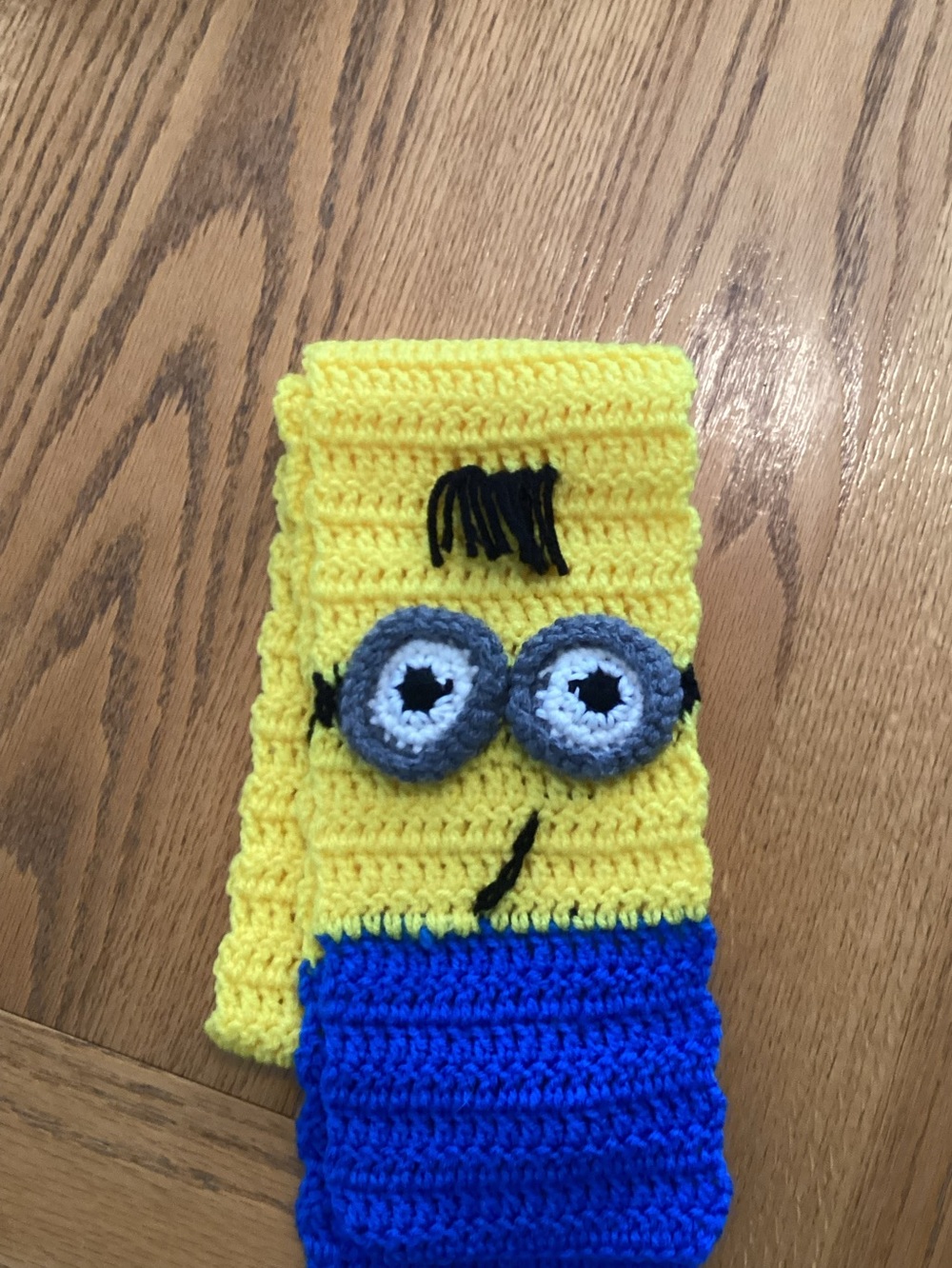 Minion Scarf